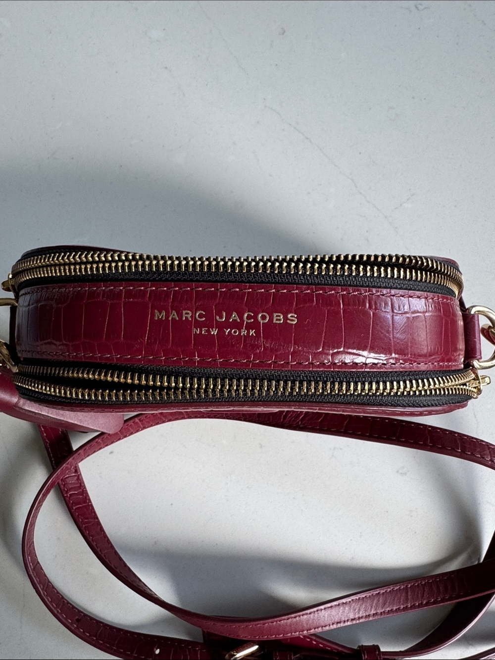 Marc Jacobs Wine Red Croc-Embossed Leather Crossbody Bag - Picture 2 of 13